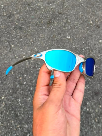Juliet lente azul claro