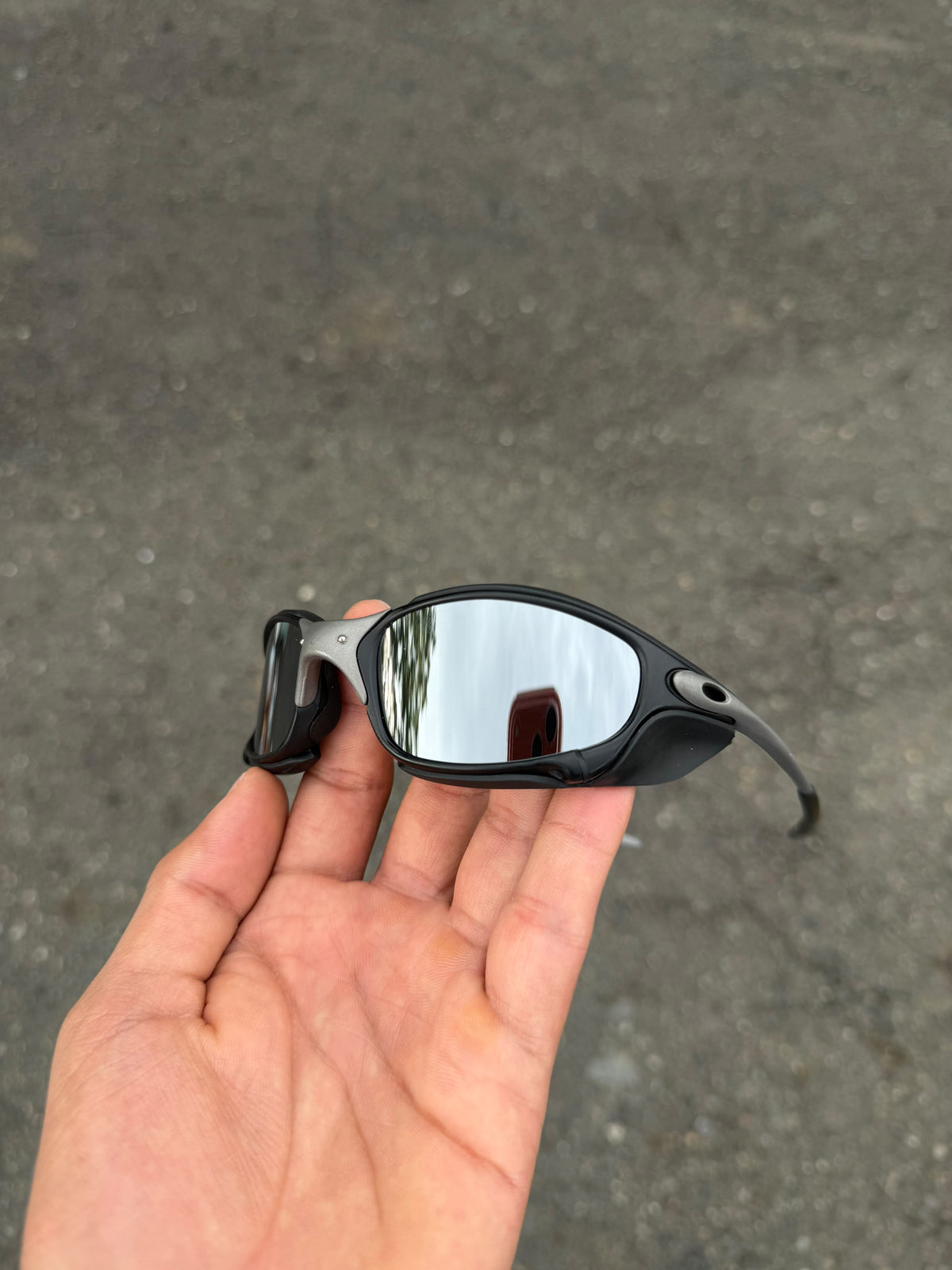 Juliet Tio Carbon + Sideblinders