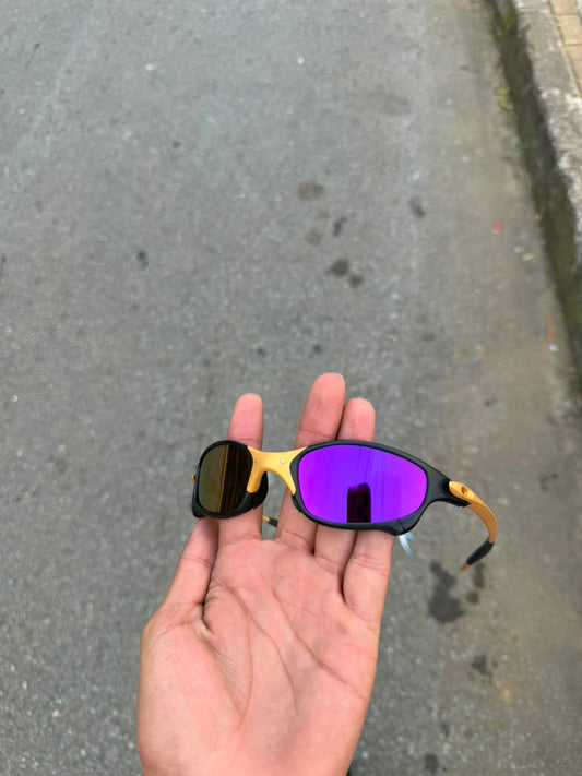 juliet dorado y negro lente morado