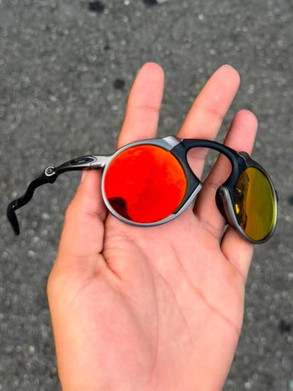 Madman lente rojo