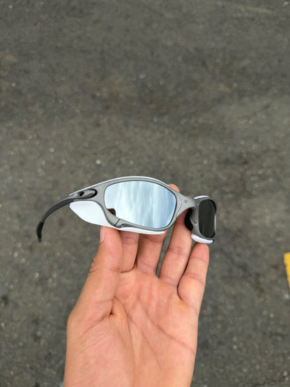 Juliet X Metal Liquid + Sideblinders