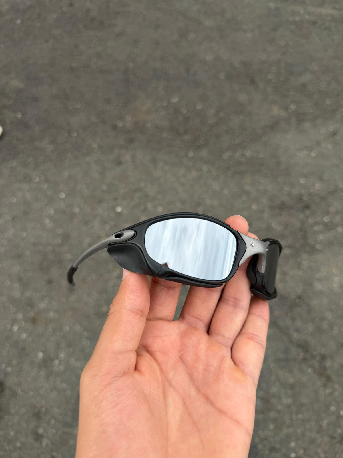 Juliet Tio Carbon + Sideblinders