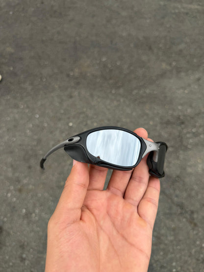 Juliet Tio Carbon + Sideblinders