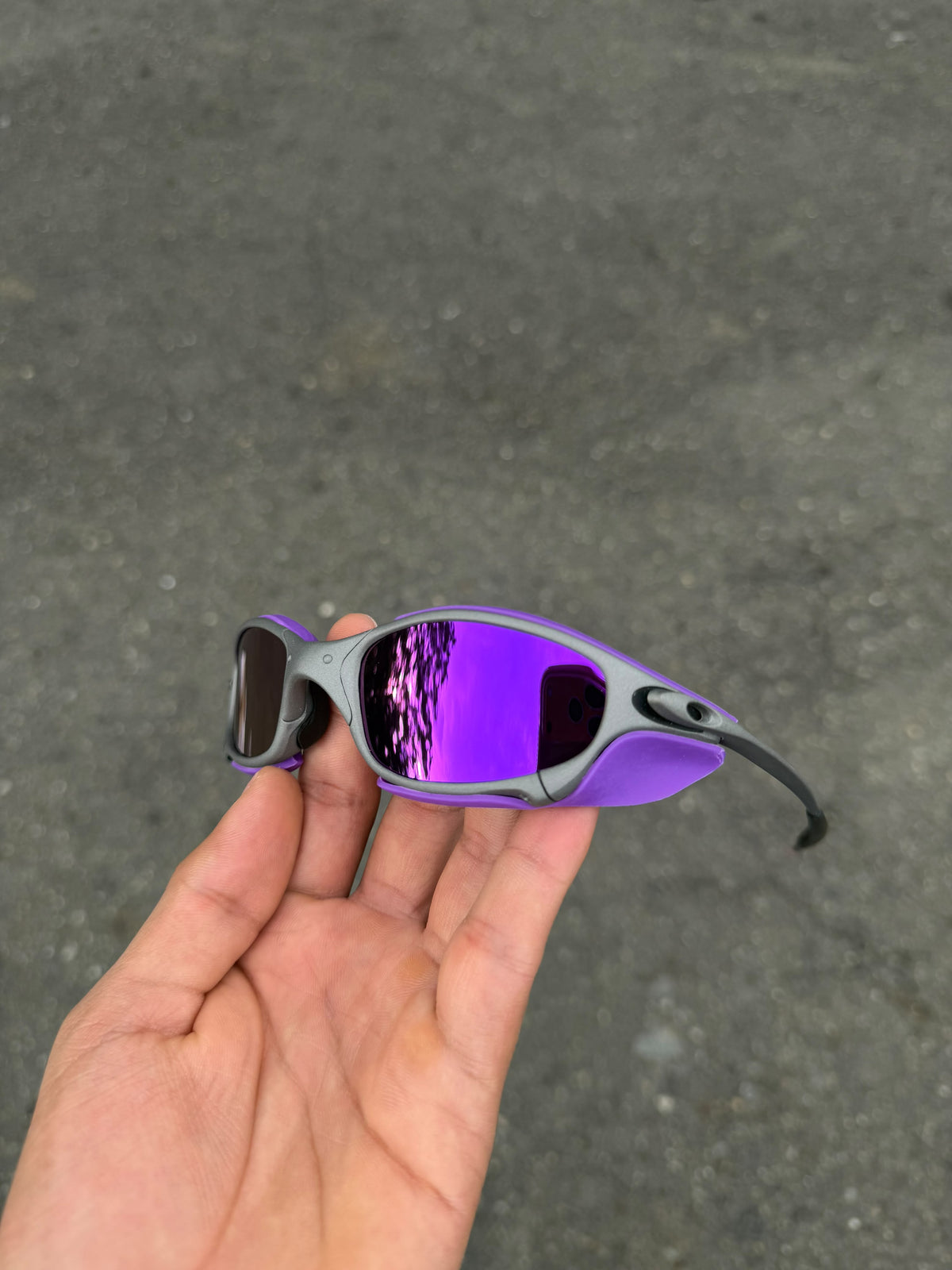 Juliet X Metal Violeta + Sideblinders