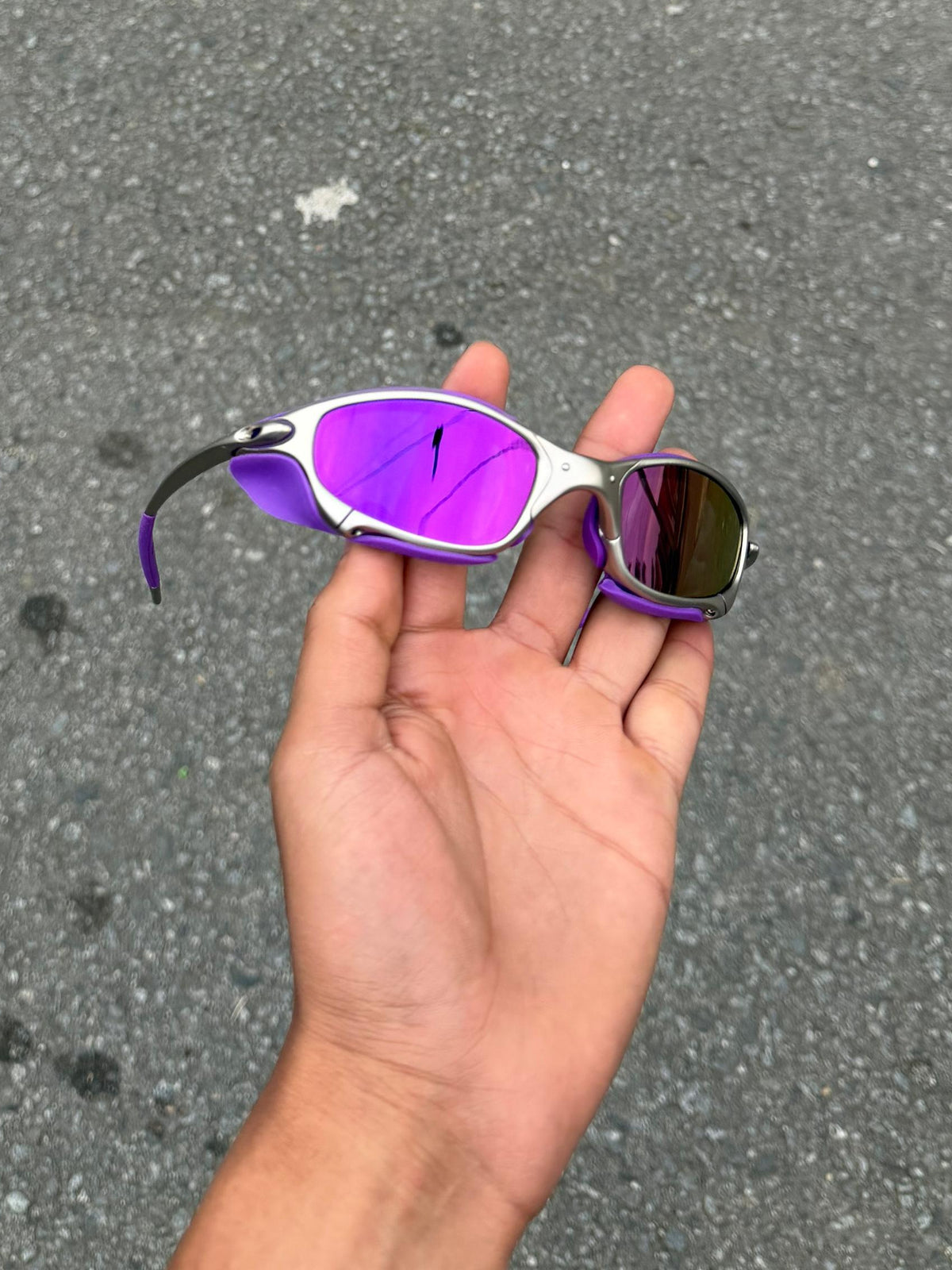 Juliet Fantasma Violeta + Sideblinders