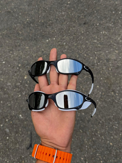 Juliet Carbon Liquid + Sideblinders