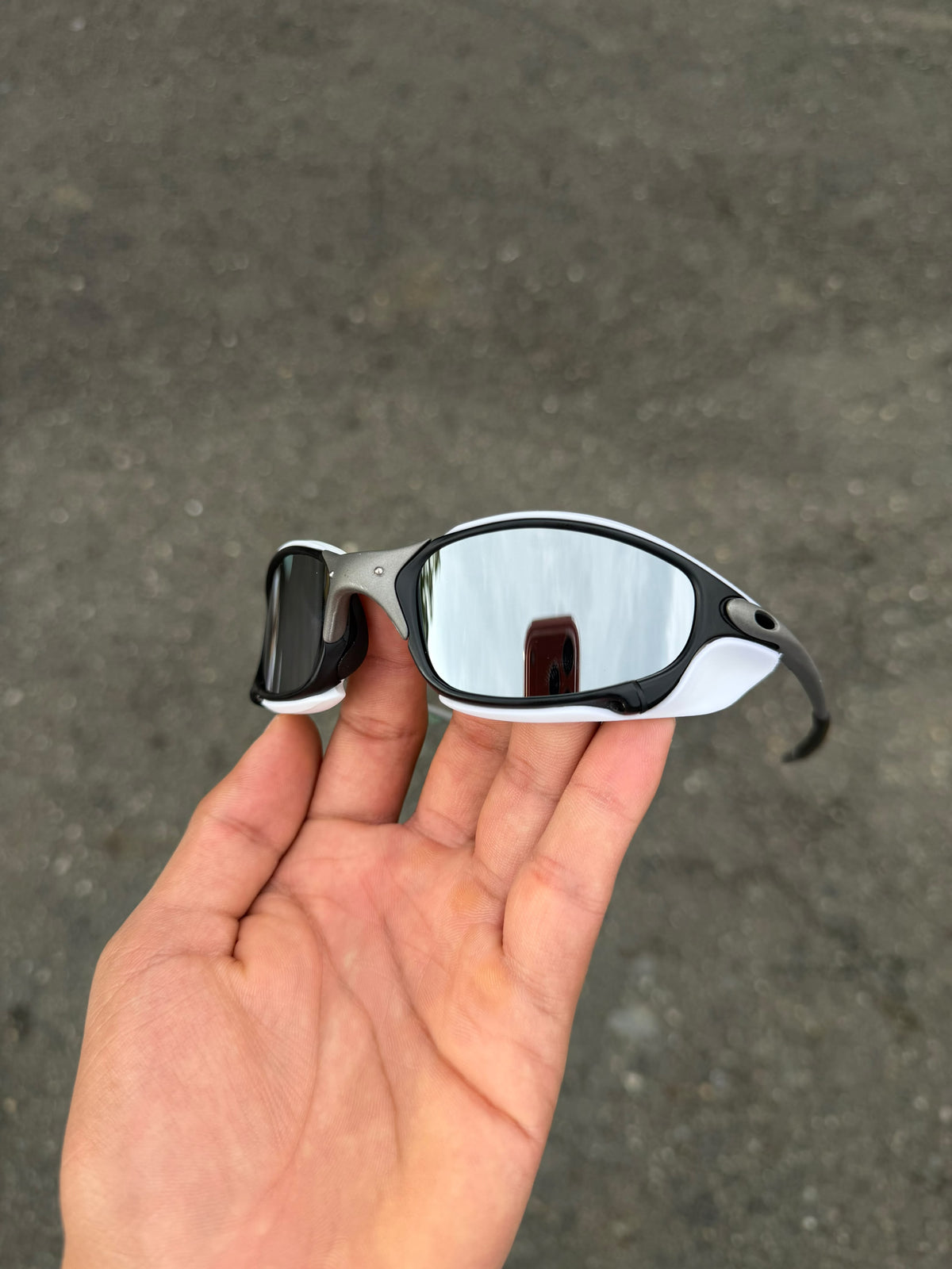 Juliet Tio Carbon + Sideblinders