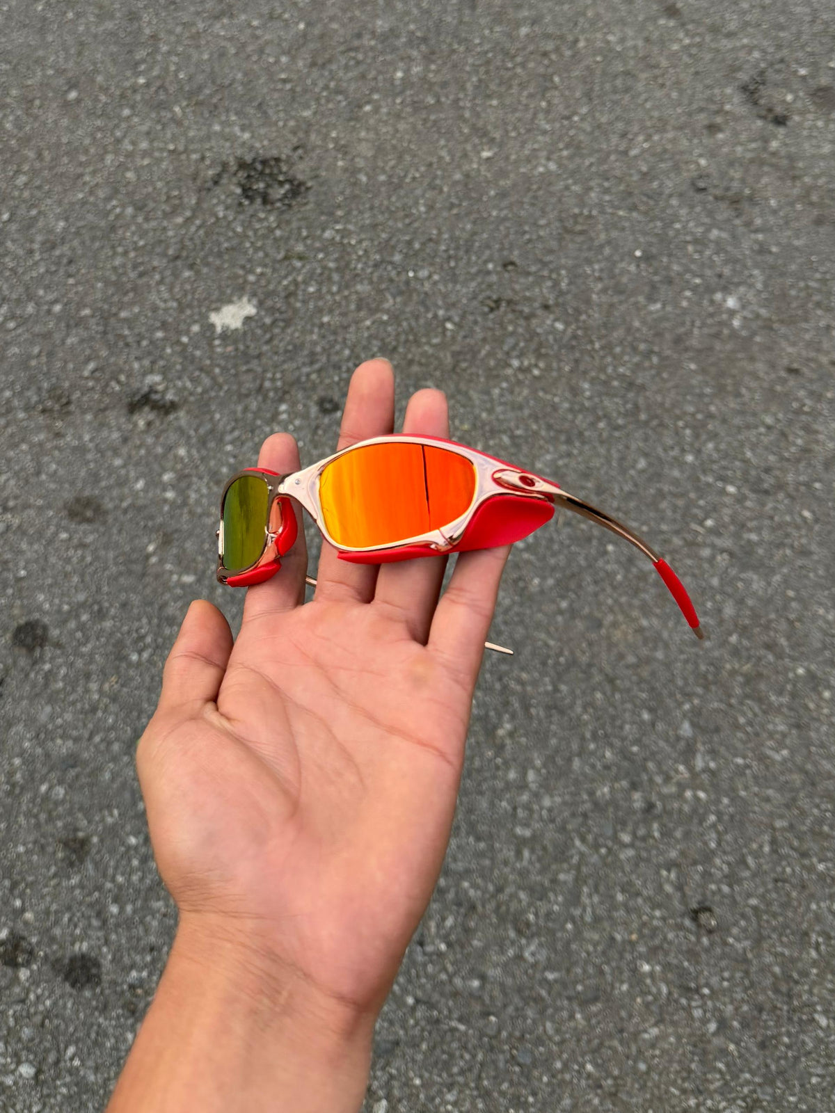 Juliet Oro Rosa Red + Sideblinders