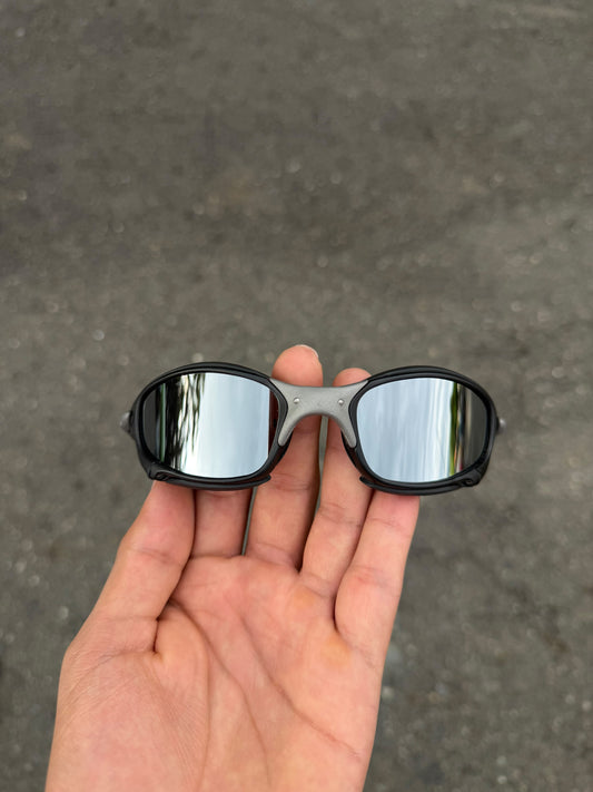 Juliet Tio Carbon + Sideblinders