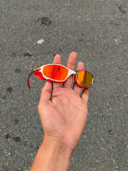 Juliet Oro Rosa Red + Sideblinders