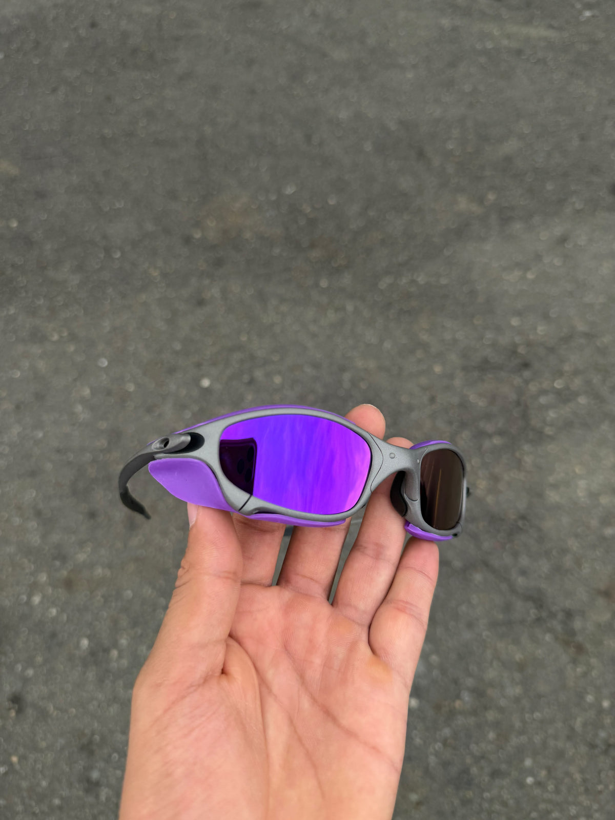 Juliet X Metal Violeta + Sideblinders