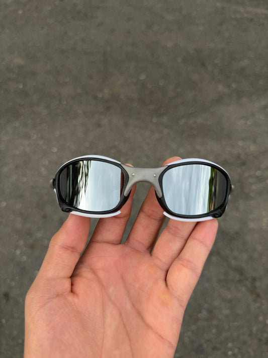 Juliet Tio Carbon + Sideblinders